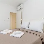 Διαμέρισμα Laganini *