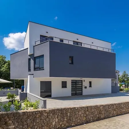 Apartment Laganini Njivice